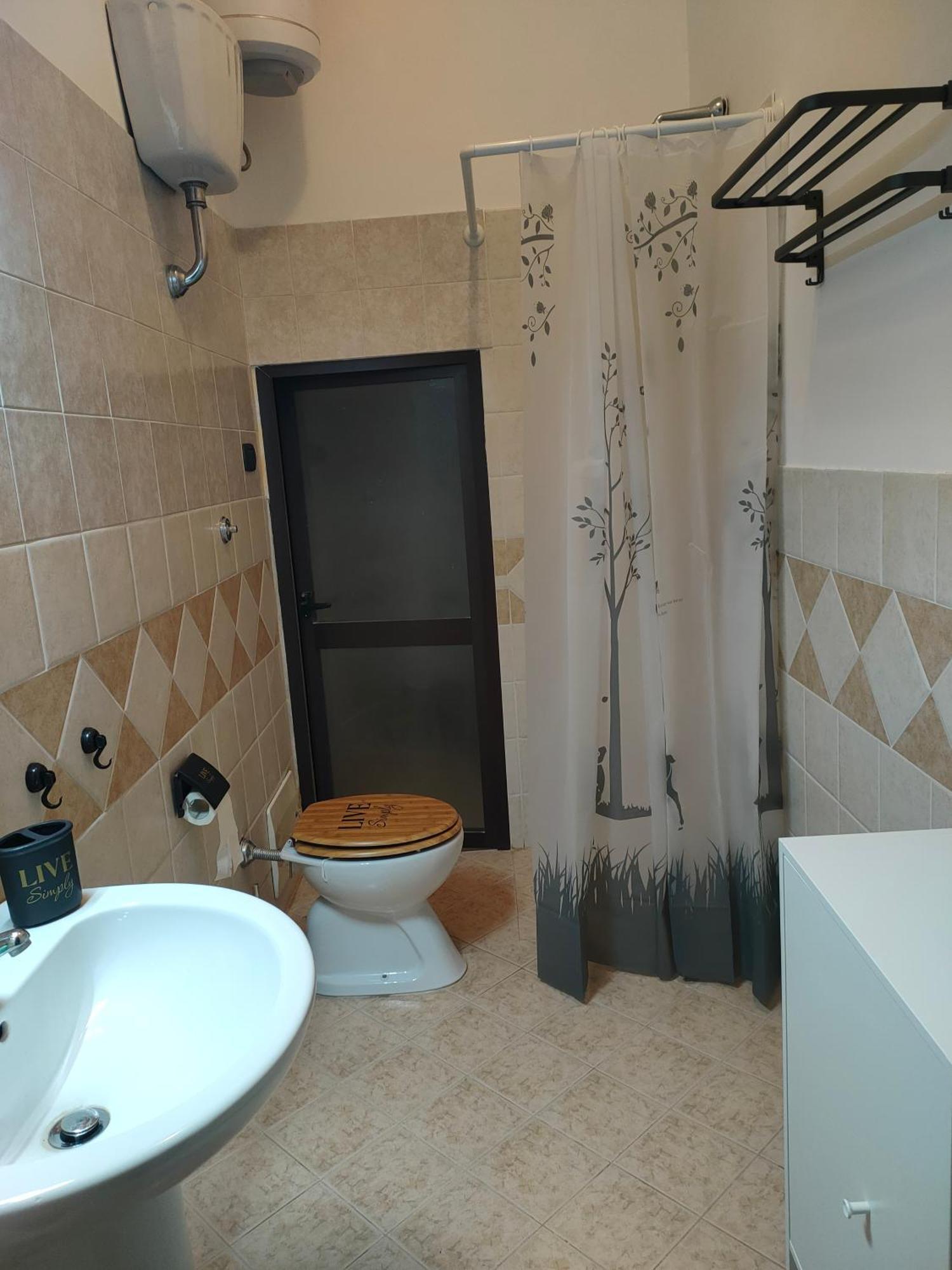 B&B Civico 152 Bellona Esterno foto